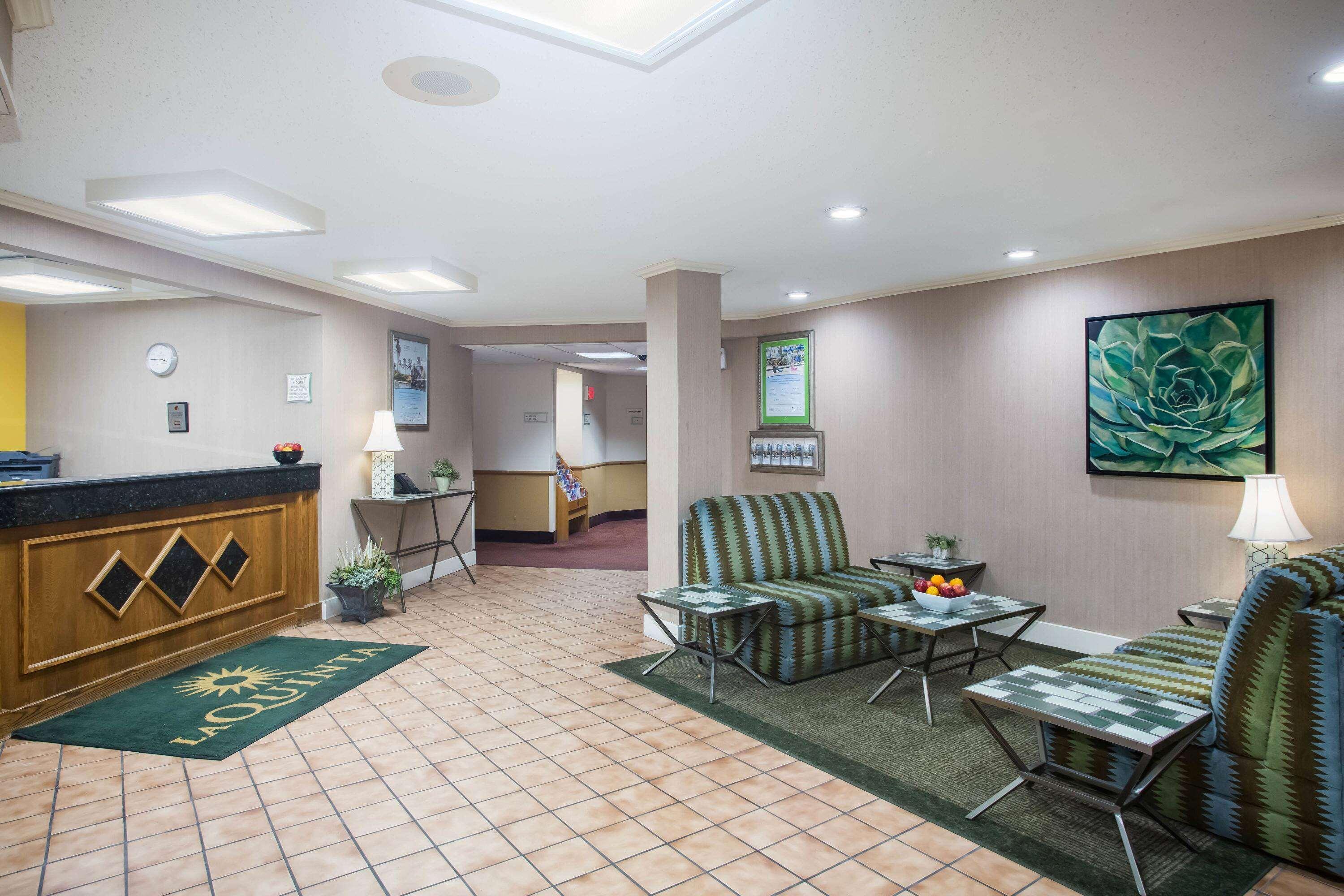Hotel Baymont By Wyndham Columbia, Mo Extérieur photo